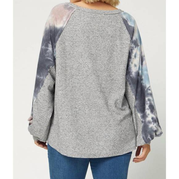 NEW ENTRO tie dye puffy sleeve top plus in charcoal - Picture 2 of 3
